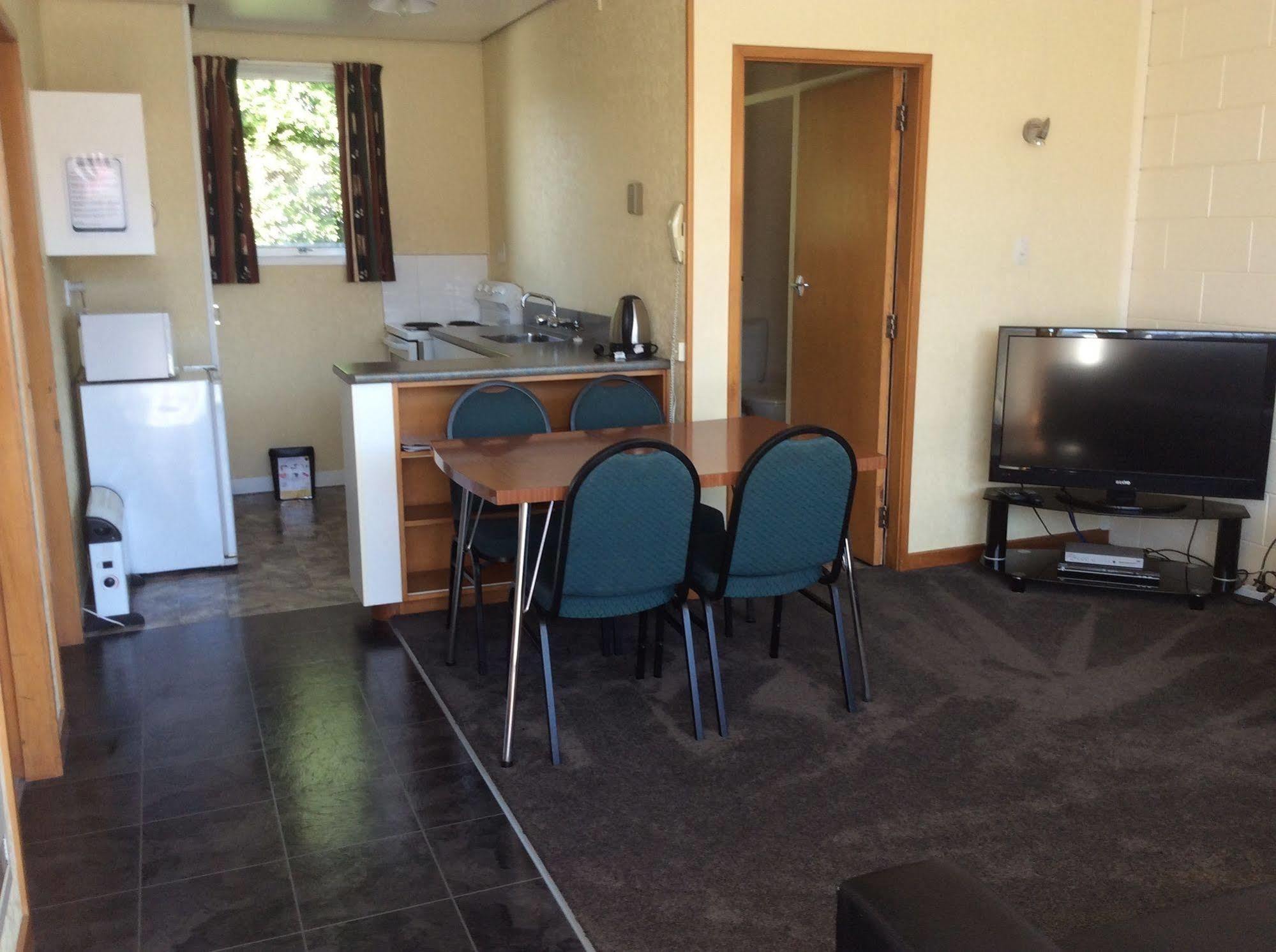 Charlton Motel Гор Екстер'єр фото