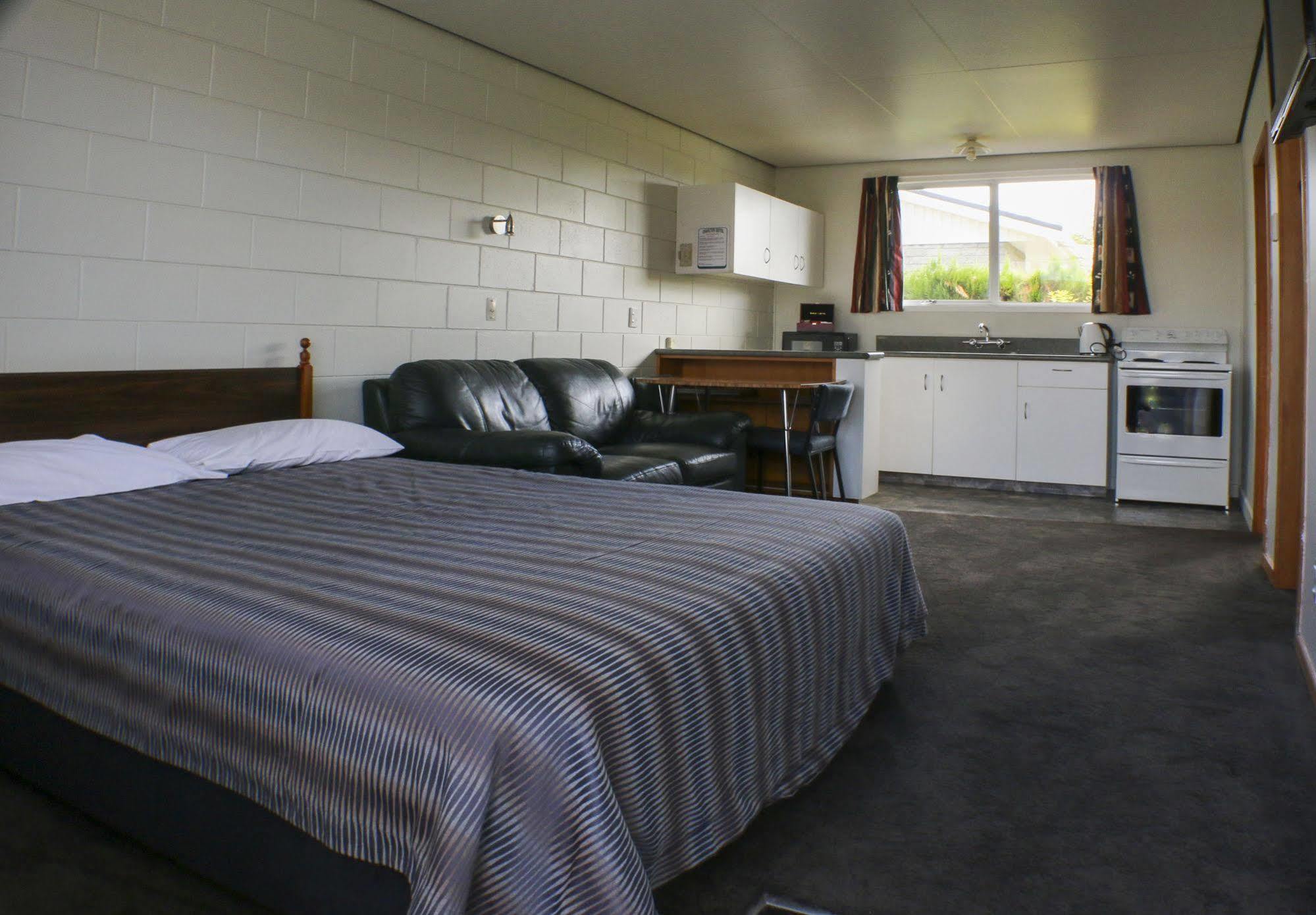 Charlton Motel Гор Екстер'єр фото
